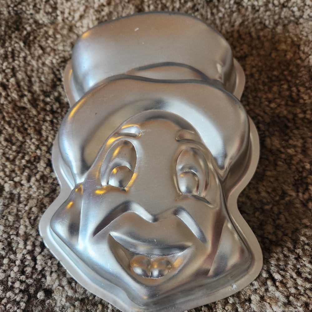 Vintage Cartoon Character Cake Pan